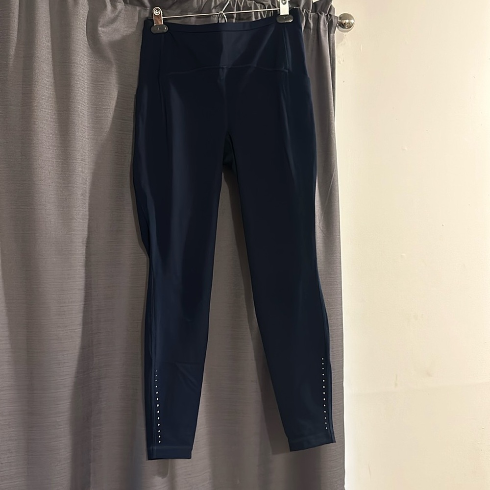 Navy Lululemon leggings- size 8 or 10 (can’t find tag)